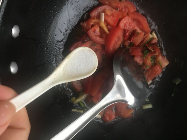 西红柿虾仁疙瘩汤