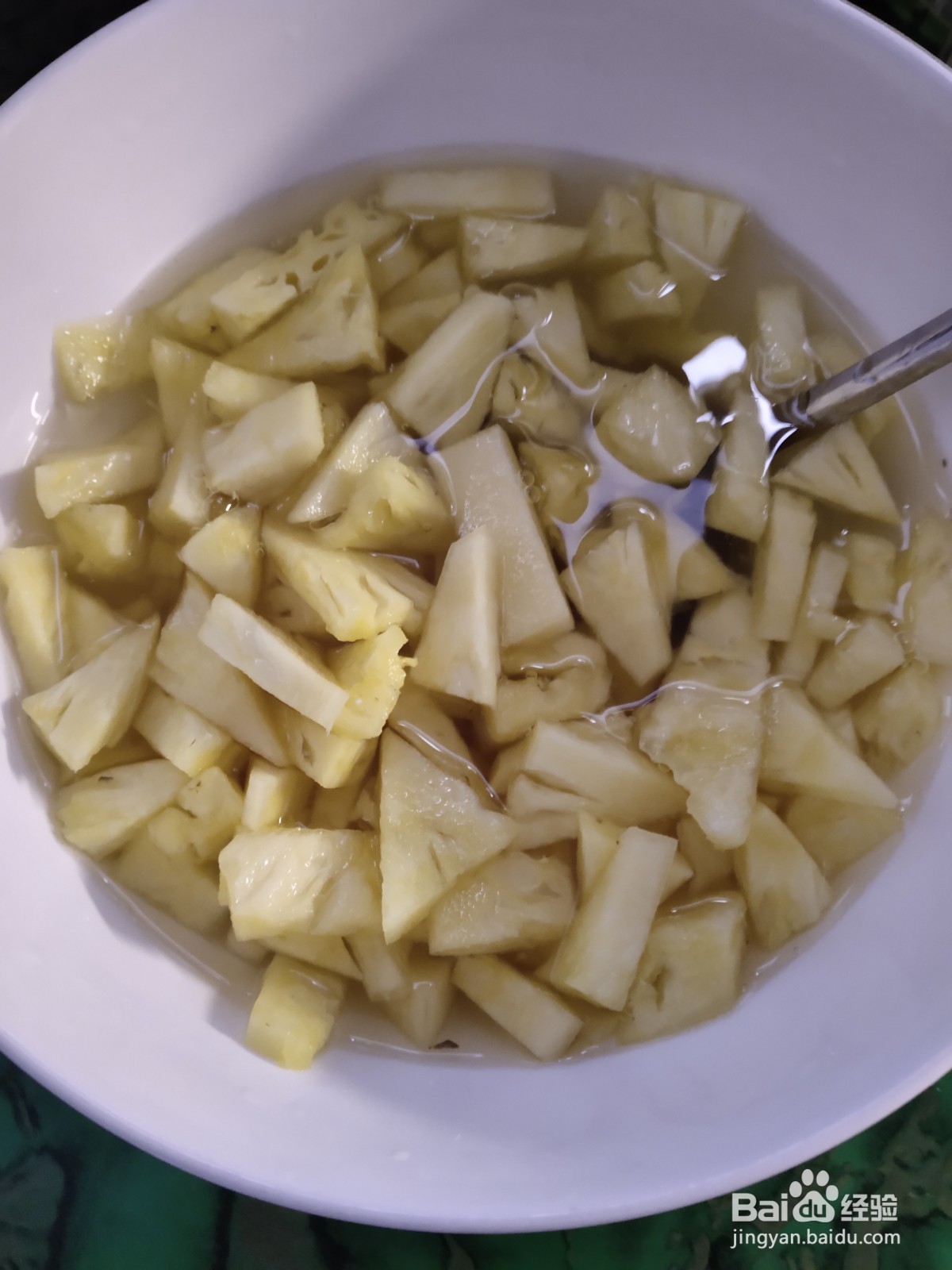 吃剩的菠萝头盆栽