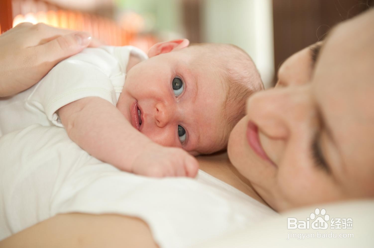 婴儿运动机能的发育有什么特点？