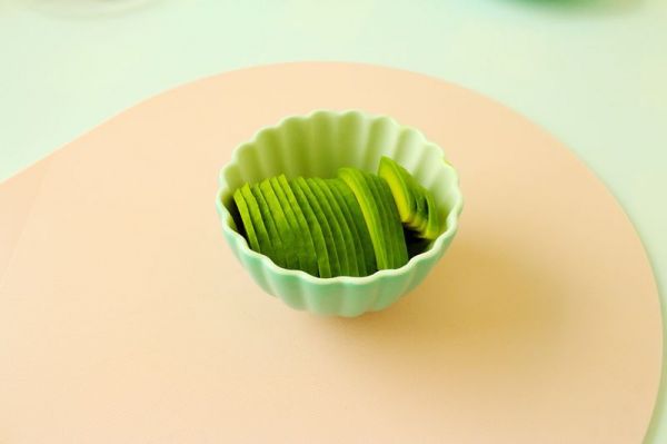 牛油果吐司披萨