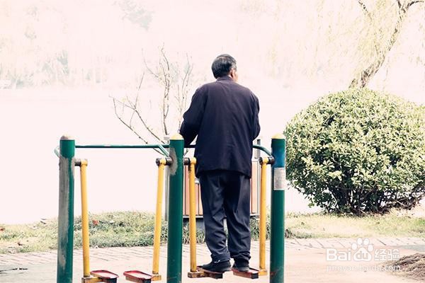 缓解骨关节炎日常做好这几点,适当补充氨糖!