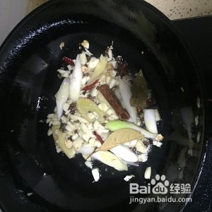 养生食补羊肉火锅的做法