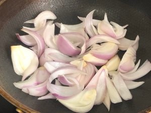 美味的洋葱肥牛