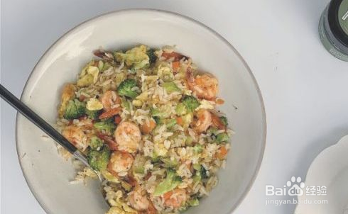 好吃的西兰花虾仁炒饭