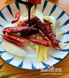 如何做鲜嫩多汁的红烧鱼？