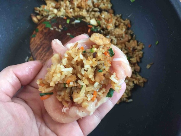 鸡腿包饭丘比沙拉汁