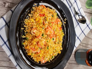 油泼虾仁炒饭怎么做？