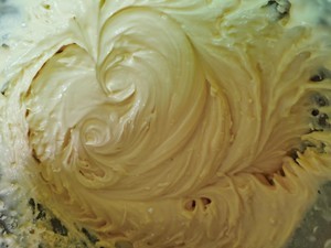 脆糯香甜杯子蛋糕的做法