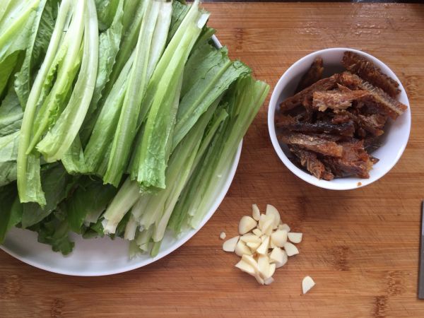 豆豉鲮鱼油麦菜