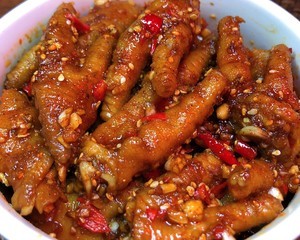 怎么做好吃停不下来的蒜香鸡爪