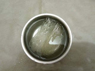 咖喱鲜虾粉丝煲的做法