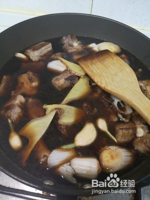 红烧排骨虎皮蛋做法大全
