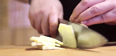 家常美食鱼香肉丝做法