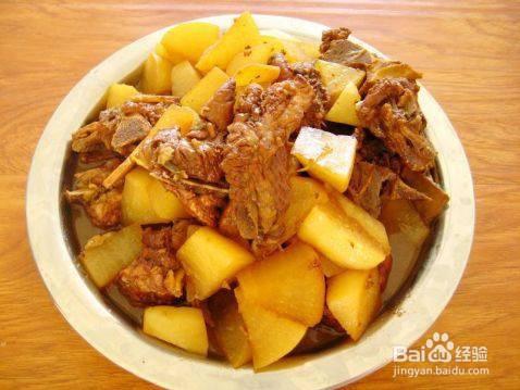 排骨烧萝卜的做法
