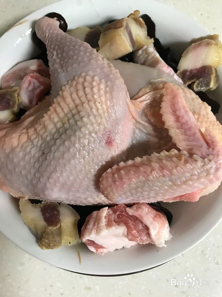 如何做出赣味清蒸鸡?