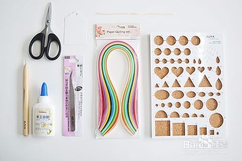 制作手工立体衍纸小人偶