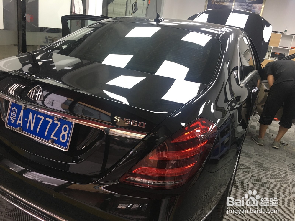 奔驰迈巴赫S450改装大柏林音响技术哪家能改