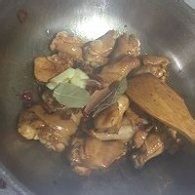 不点外卖181--鸡腿花卷一锅炖