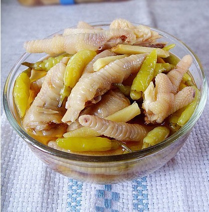 泡椒鸡爪的做法