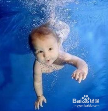 婴儿游泳的好处有哪些