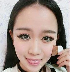 怎样式电力大眼妆变甜心芭比