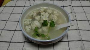 如何制作手工鱼丸
