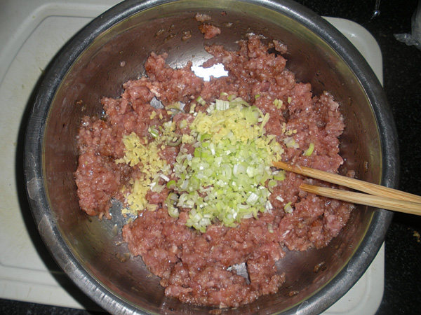 想吃干炸糯米猪肉丸？轻轻松松就能学会