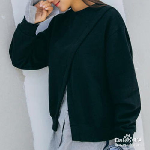 卫衣太宽松怎么穿外套