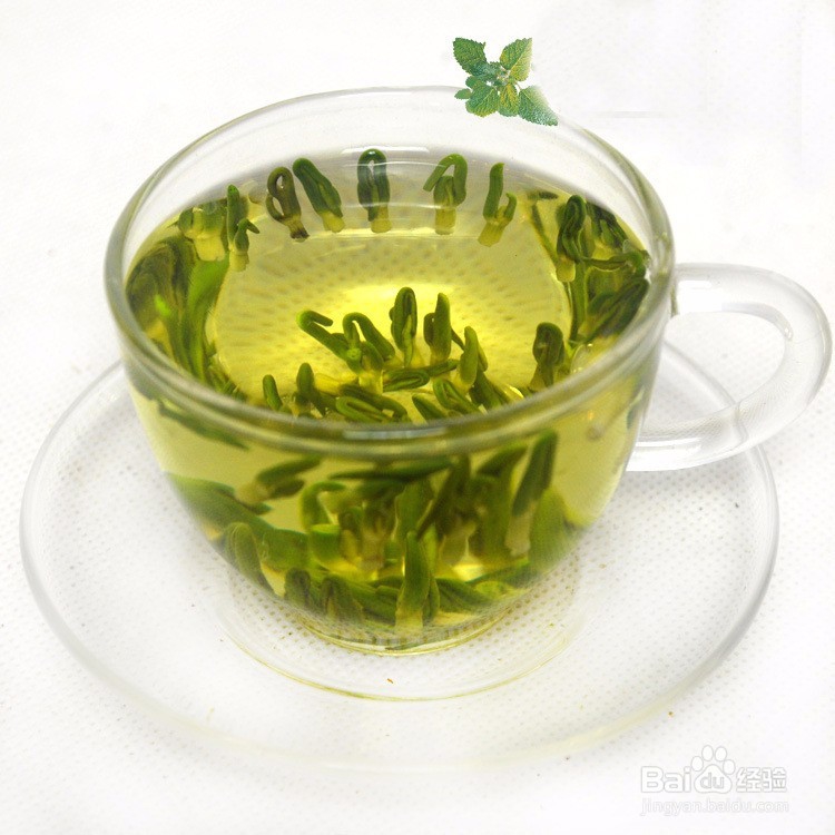 夏季时鲜货——新鲜莲蓬吃起来