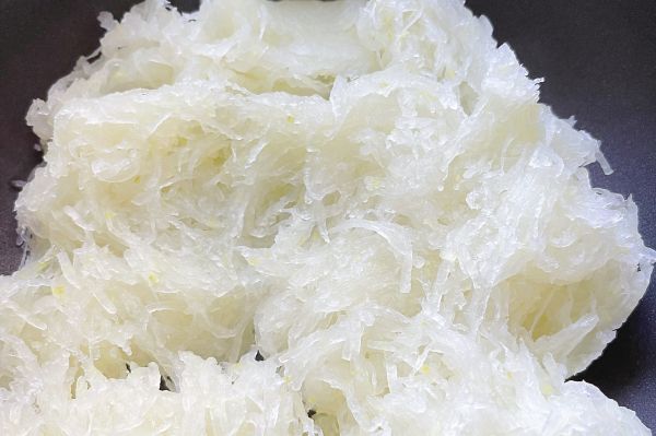 冬翅冬蓉馅月饼