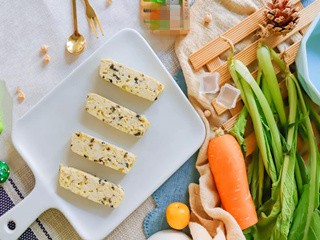 银鱼豆腐蒸糕怎么做？