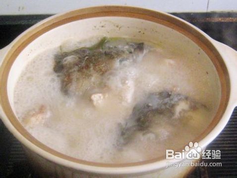青鱼头萝卜丝汤的作法