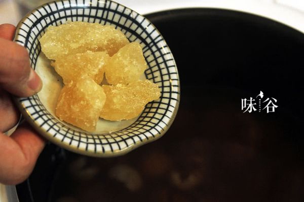 元肉百合栗子甜汤