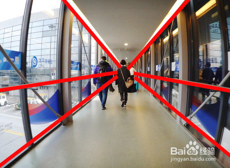 手机拍照有哪些常用的构图方式？