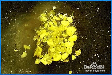 如何制作家常的冬菇板栗鸡?