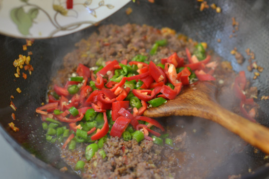超好吃的尖椒牛肉末，不要错过哦！