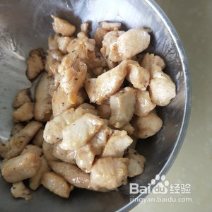 玉米番茄炖鸡胸的做法