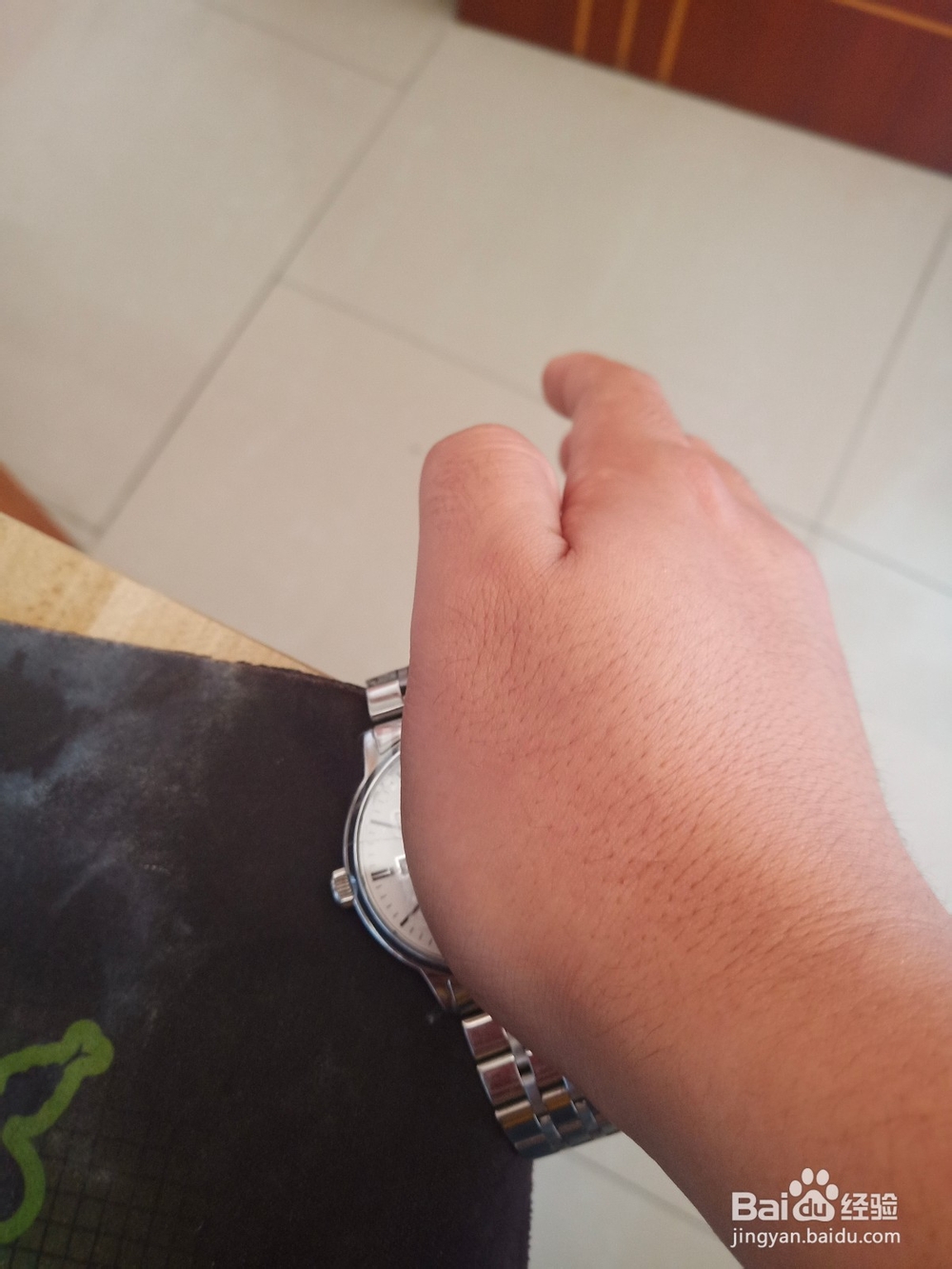 手表前盖脱落安装