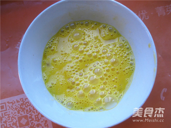 腊肠豌豆蛋炒饭