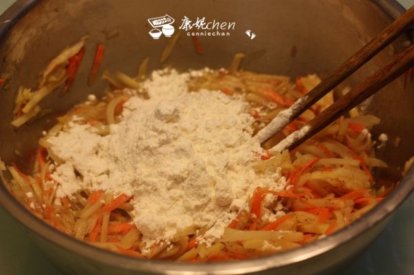 红枣小米糊、土豆丝煎饼