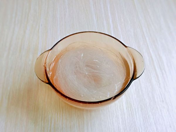 蒜蓉粉丝蒸鲍鱼