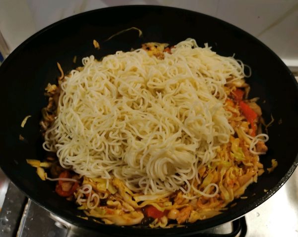 味极鲜家常炒面