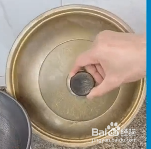 如何去除厨房用品上的油污