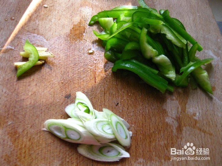 柿子椒炒土豆丝的正确做法