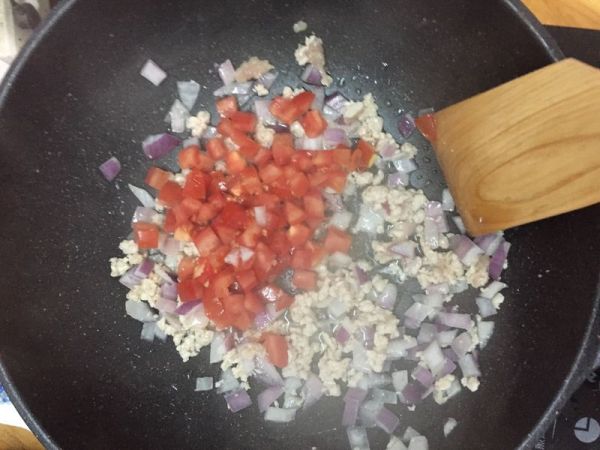 番茄肉酱意大利面