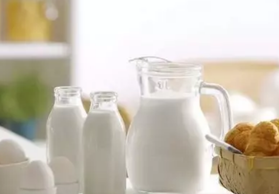 纯牛奶煮开会破坏营养吗