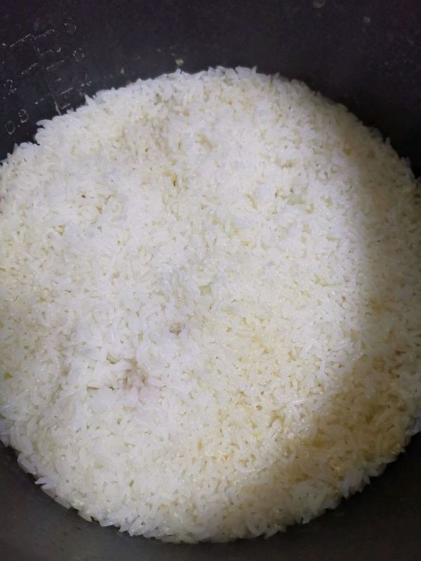 紫菜金枪鱼拌饭