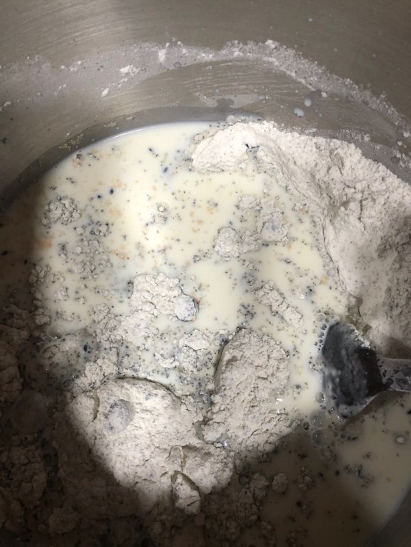 黑芝麻刀切馒头