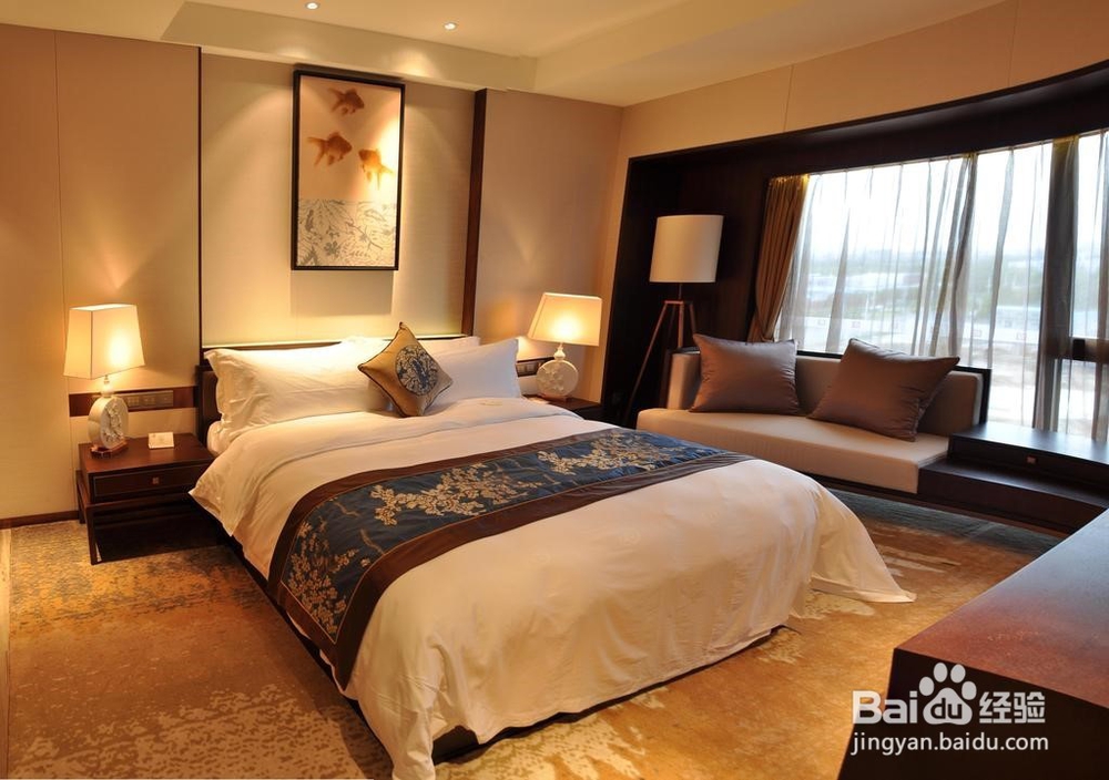 一个人住酒店如何防盗?