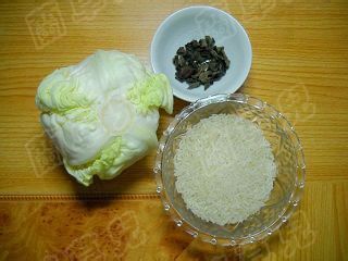 卷心菜木耳粥